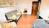 Living room of Flat for sale in  Valencia Capital  with Air Conditioner and Balcony