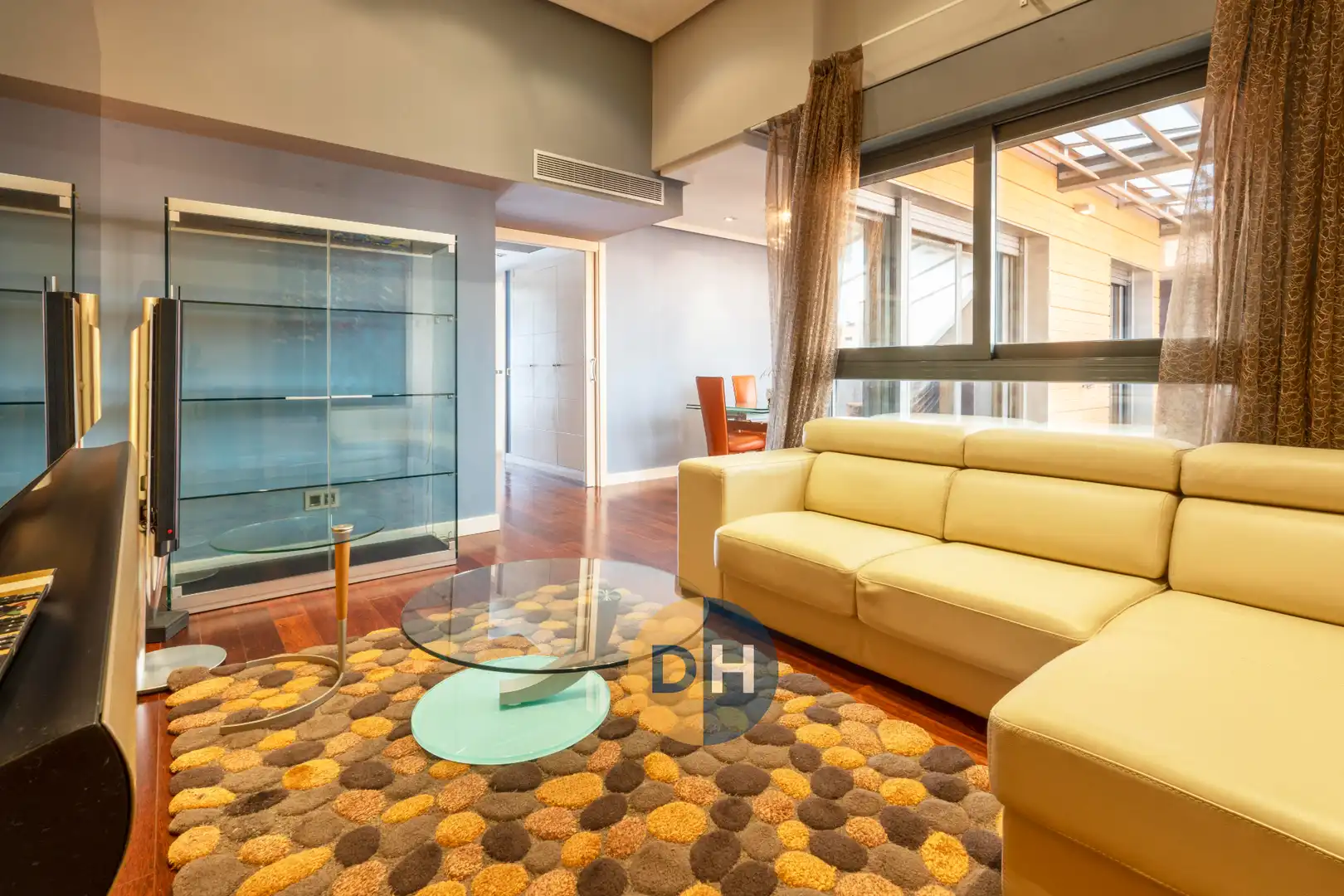Sala de estar de Ático en venta en Madrid con Aire acondicionado, Calefacción y Parquet