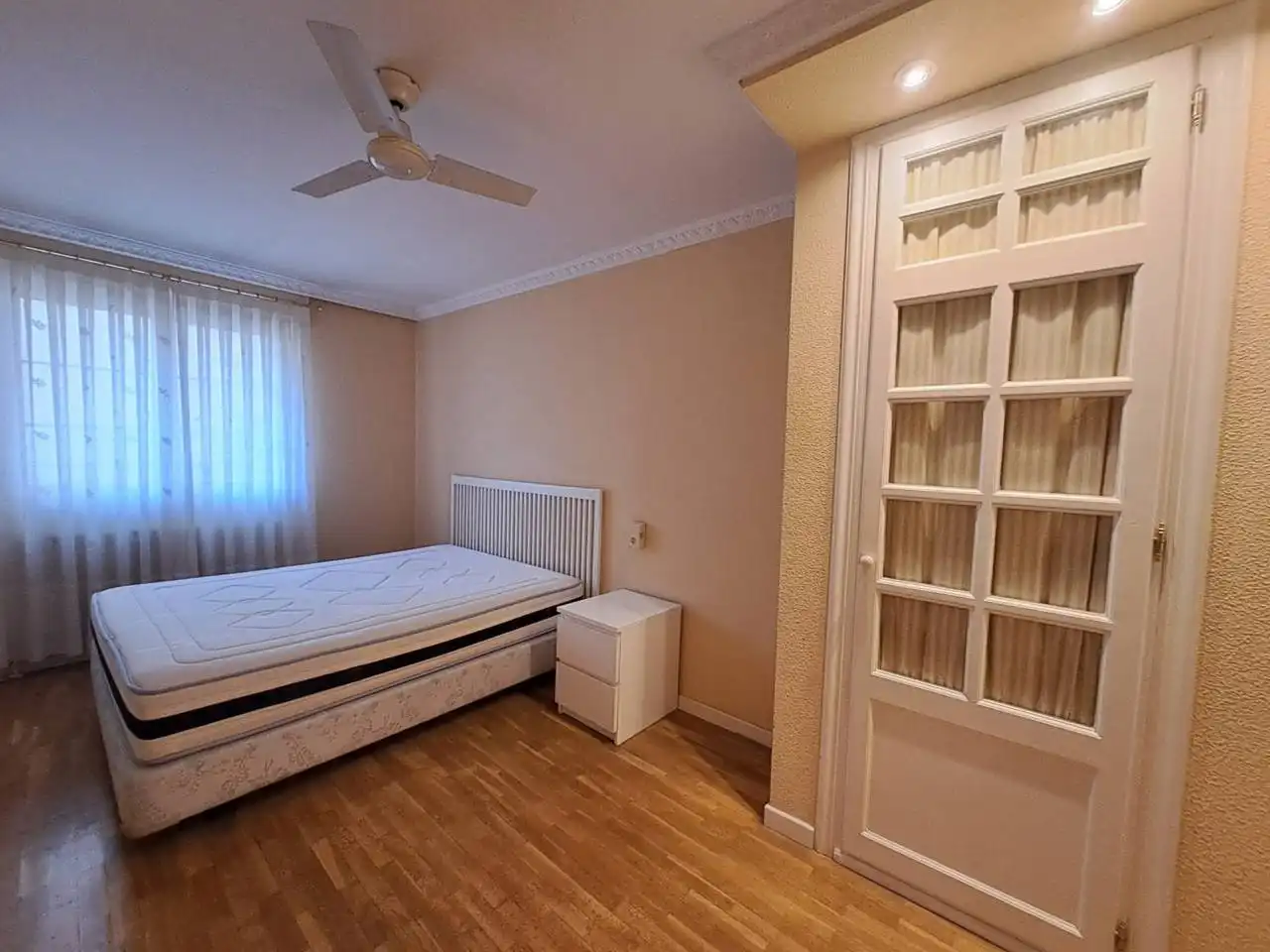Flat with terrace for sale in Calle Fernán González, imagen 7