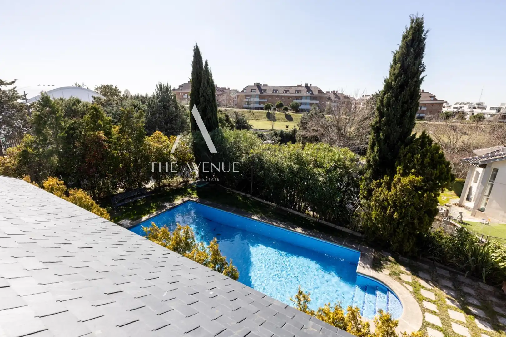 Vista exterior de Casa o chalet en venta en Boadilla del Monte con Calefacción, Jardín privado y Terraza