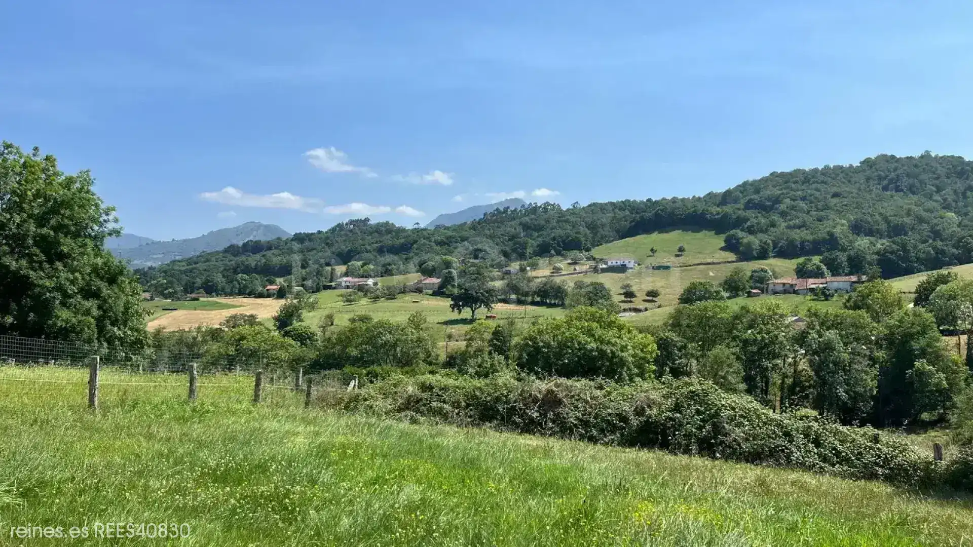 Residencial en venda en Nava