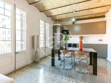 Flat with balcony for sale in Carrer de Puigmartí