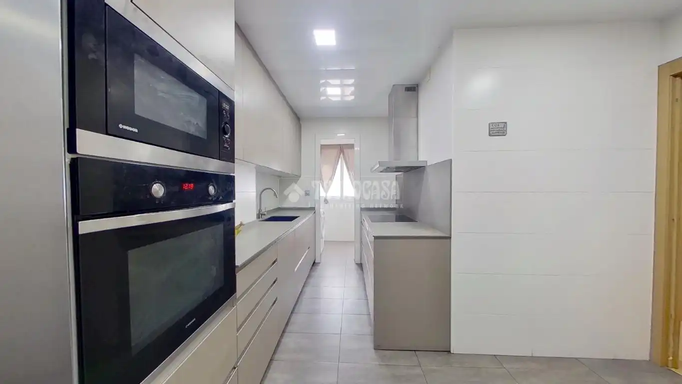 Cocina de Piso en venta en Sabadell con Aire acondicionado