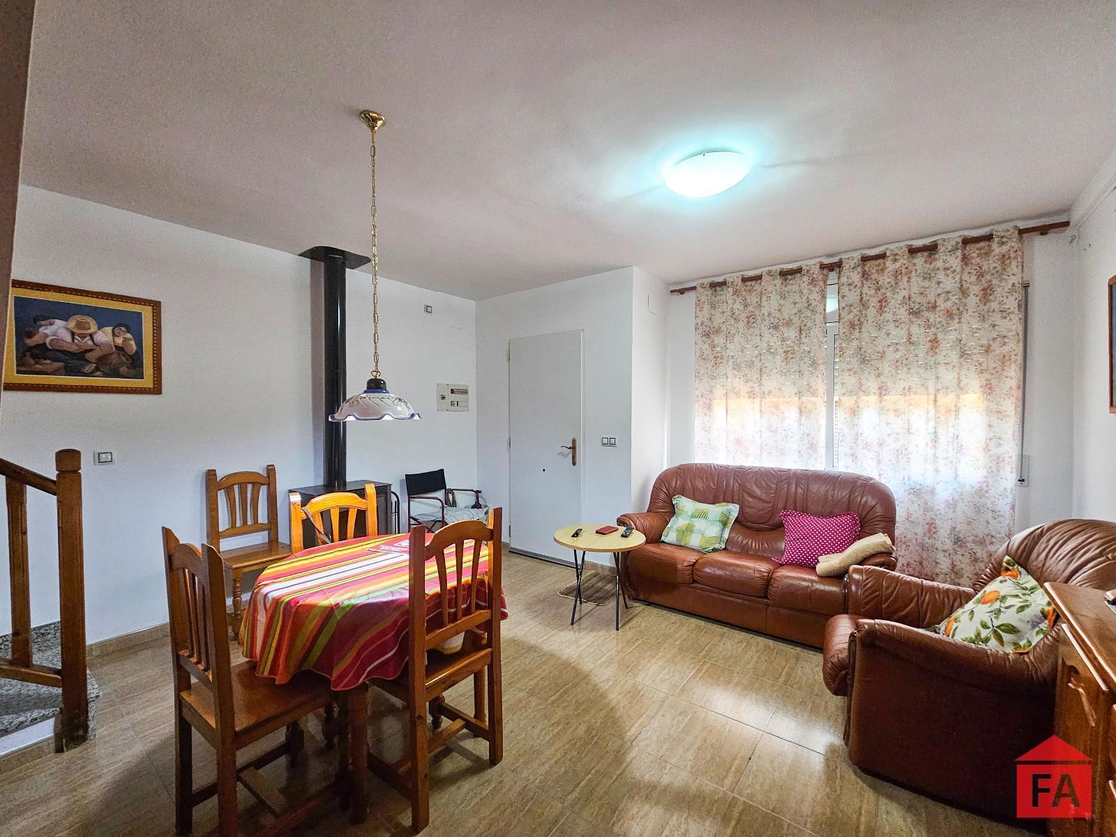 Living room of Single-family semi-detached for sale in Bonastre  with Terrace and Storage room