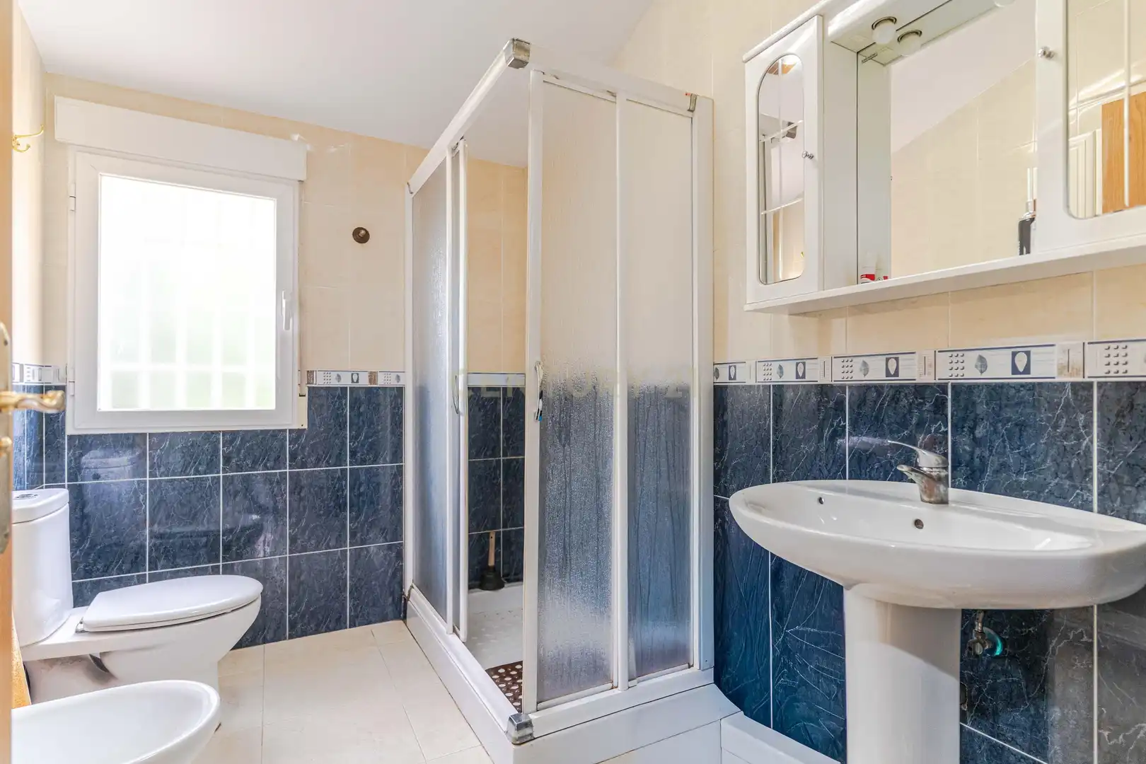 Baño de Casa o chalet en venta en Dúrcal con Jardín privado