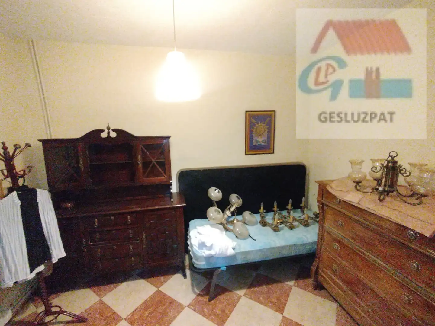 Habitación de Casa o chalet en venta en Quintanar de la Orden con Calefacción, Parquet y Terraza