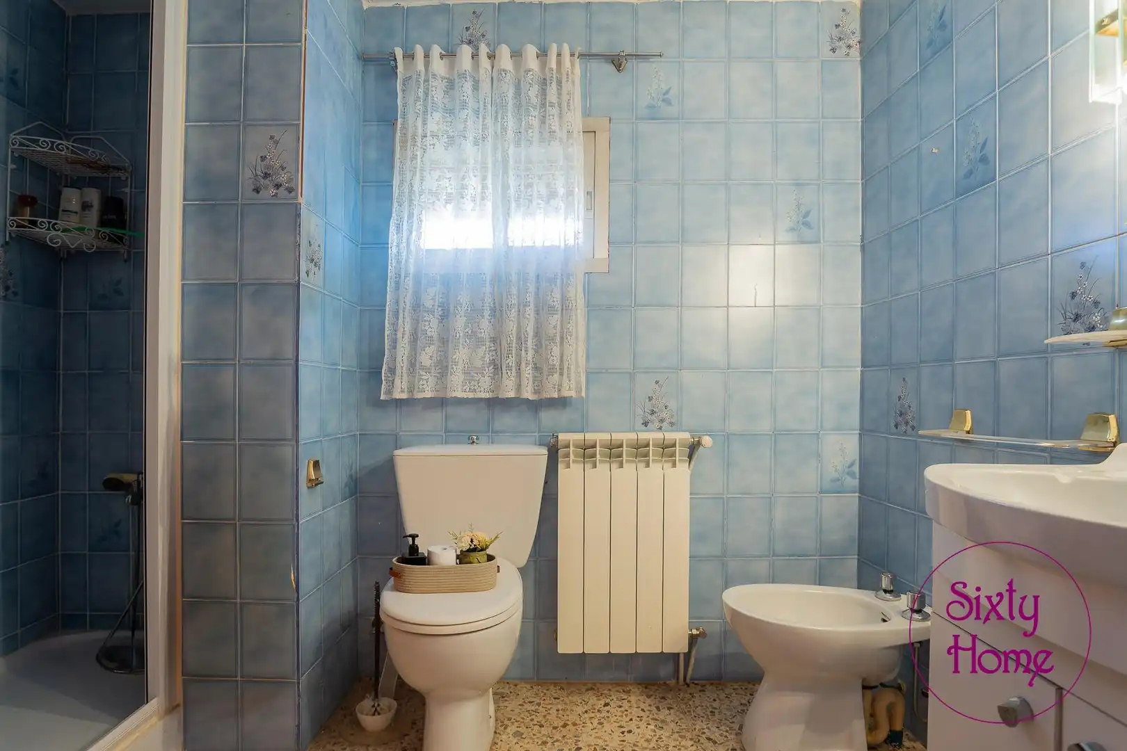 Bathroom of Houses for sale in Lagata  with Heating and Storage room