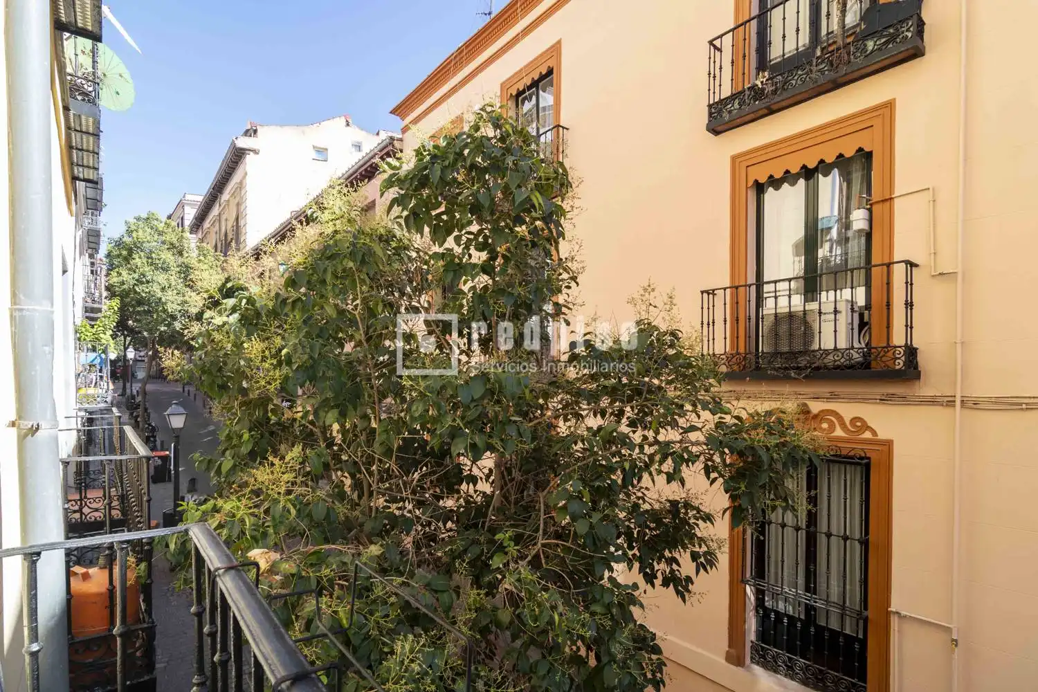 Außenansicht von Wohnung zum Verkauf in Madrid mit Klimaanlage, Heizung und Abstellraum