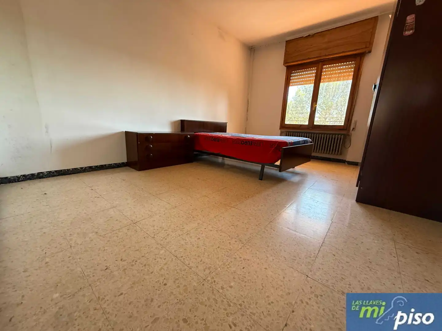 Dormitori de Àtic en venda en Portillo amb Calefacció, Parquet i Terrassa