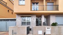 Exterior view of Single-family semi-detached for sale in Chilches / Xilxes  with Air Conditioner, Terrace and Balcony