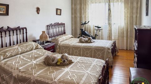 Foto 2 de Piso en venta en Calle Pontevedra, Cacabelos, León
