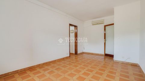 Photo 3 of Flat for sale in Sant Vicenç Dels Horts, Barcelona