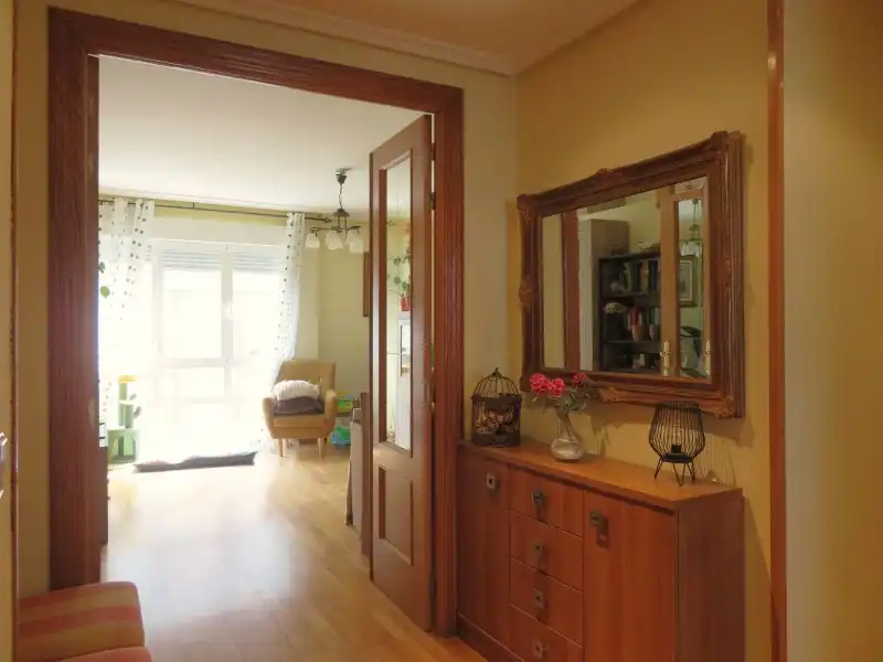 Apartamento en venta en León Capital  con Calefacción, Jardín privado y Terraza