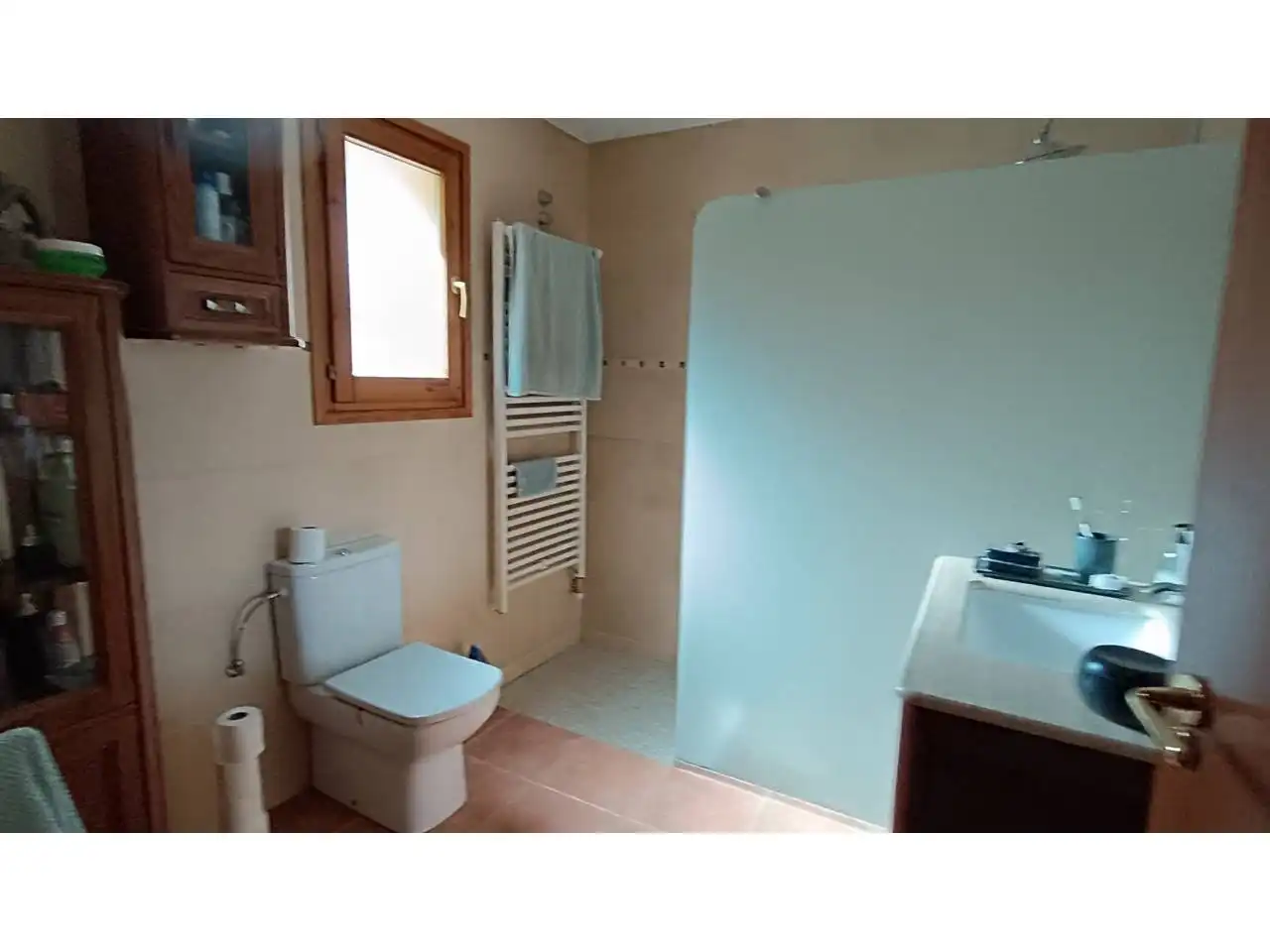 Baño de Finca rústica en venta en Llinars del Vallès con Calefacción, Jardín privado y Terraza