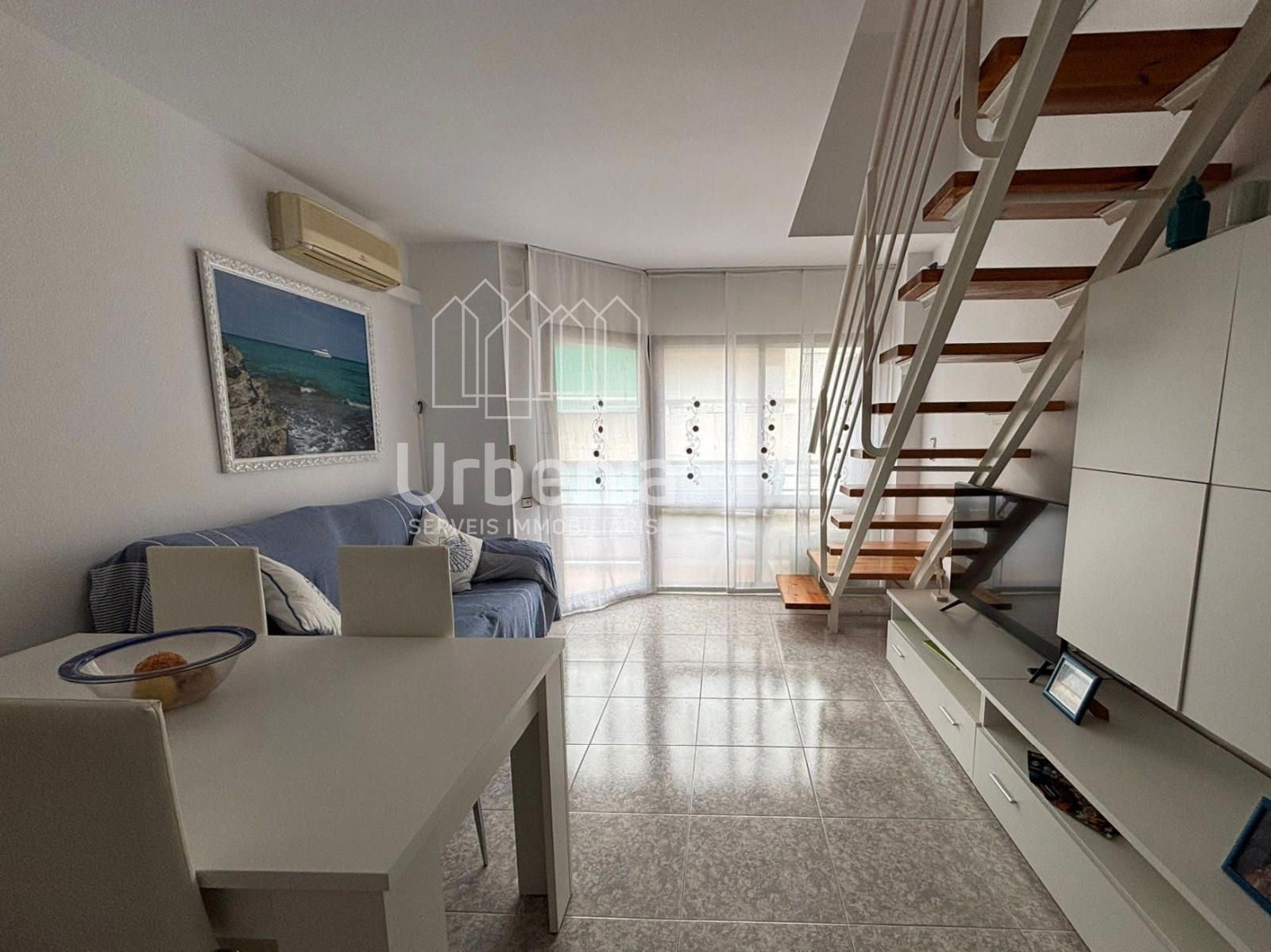 Living room of Duplex for sale in Pineda de Mar  with Air Conditioner, Terrace and Swimming Pool