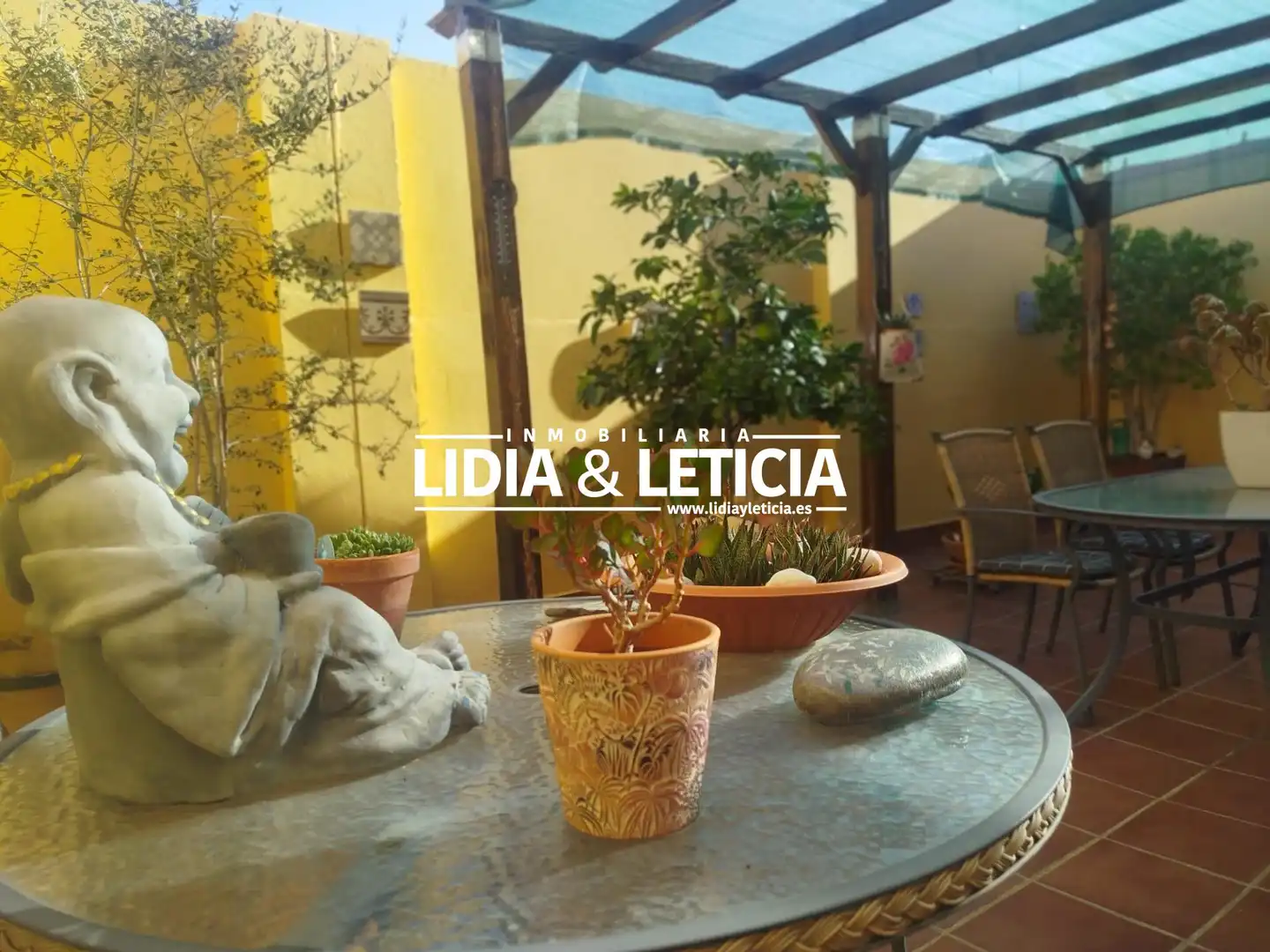 Casa con jardín en venta en Oromana