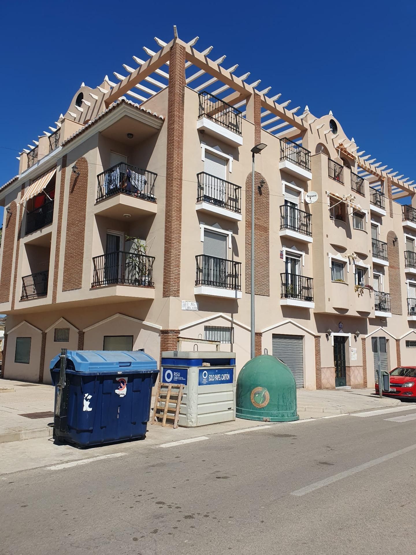 Vista exterior de Pis en venda en Vélez-Málaga amb Aire condicionat i Balcó
