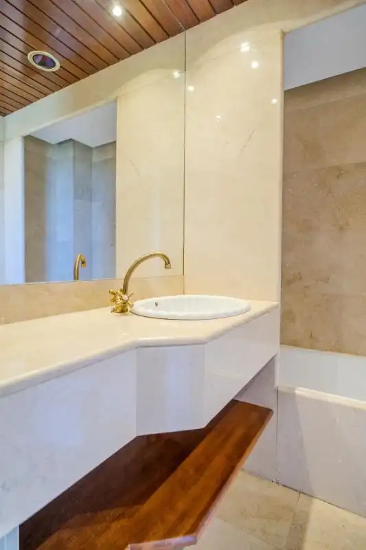 Bathroom of Attic for sale in Madrid  with Air Conditioner, Heating and Private garden