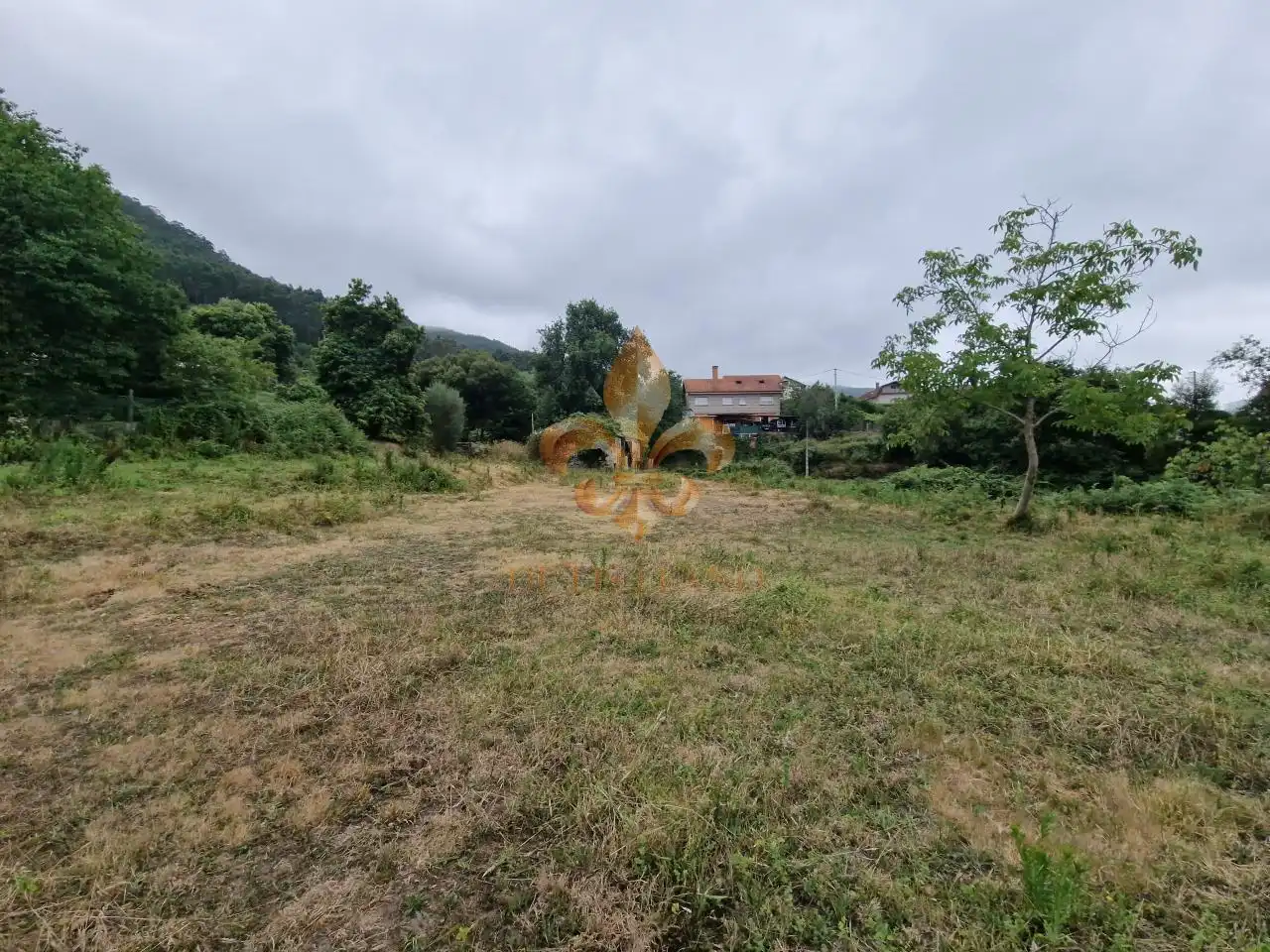 Country house zum Verkauf in Gondomar mit Privatgarten