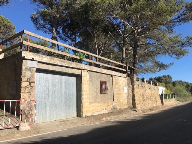 Exterior view of House or chalet for sale in Las Peñas de Riglos  with Terrace and Storage room