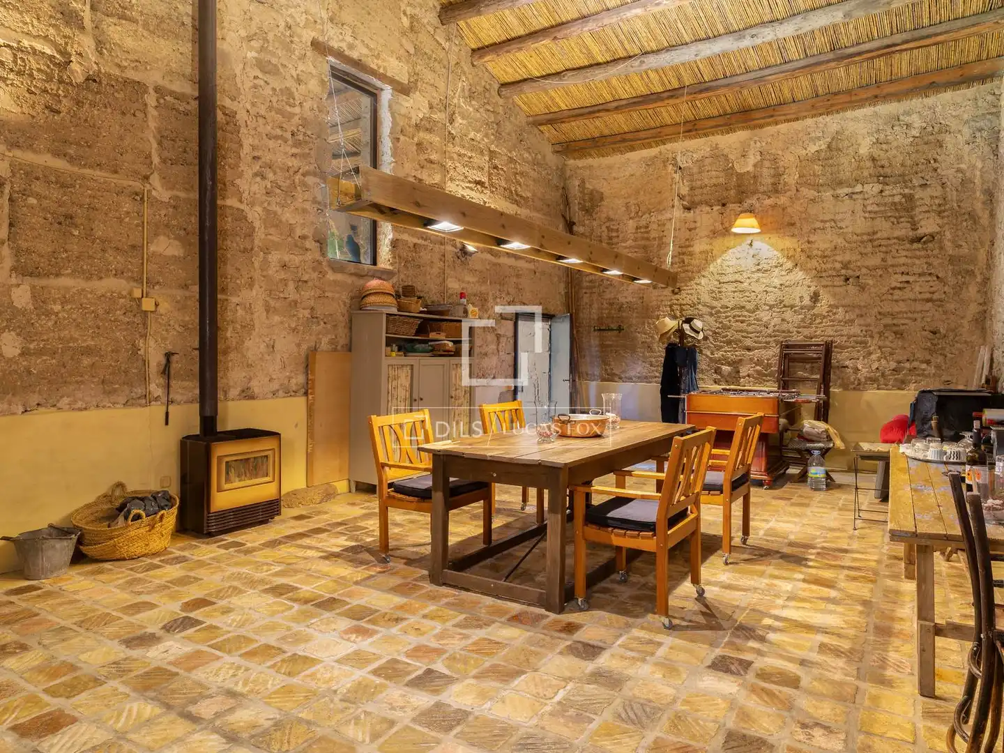 Comedor de Finca rústica en venta en Garrigàs con Aire acondicionado, Calefacción y Jardín privado