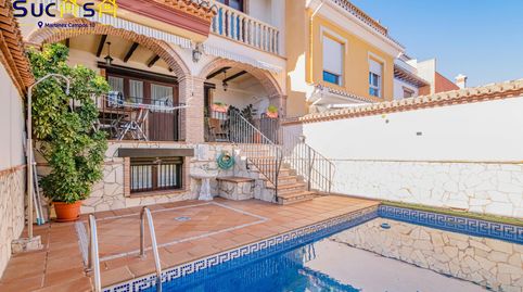 Foto 2 de Casa adosada en venta en Calle Blas de Otero, La Zubia Ciudad, La Zubia