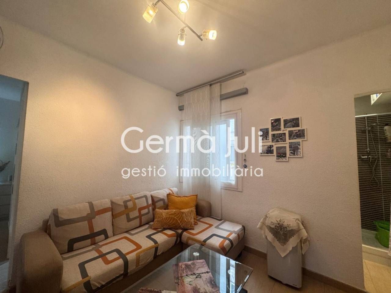 Living room of Flat for sale in Badalona