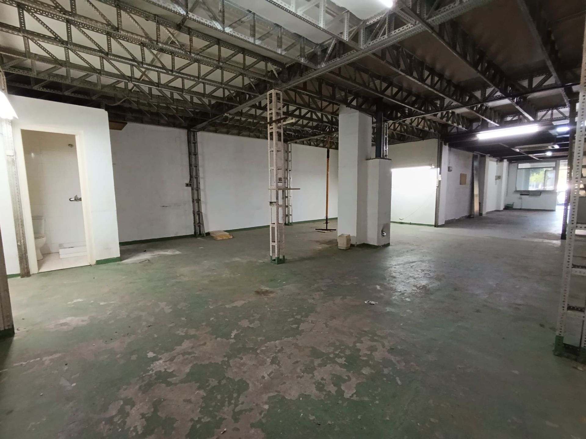 Premises to rent in  Valencia Capital
