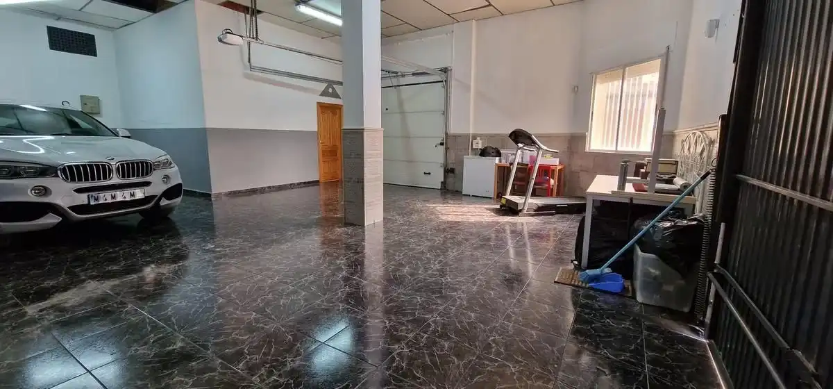 Casa adosada en venda en Totana amb Aire condicionat, Moblat i Balcó
