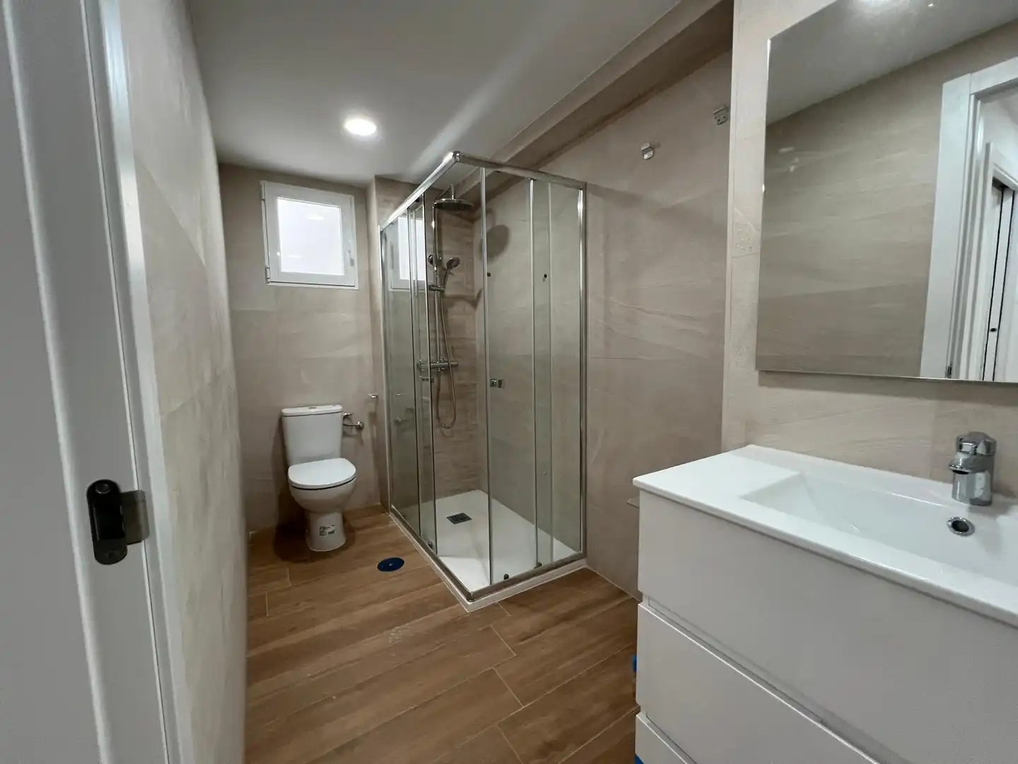 Baño de Piso en venta en Córdoba con Aire acondicionado, Calefacción y Terraza