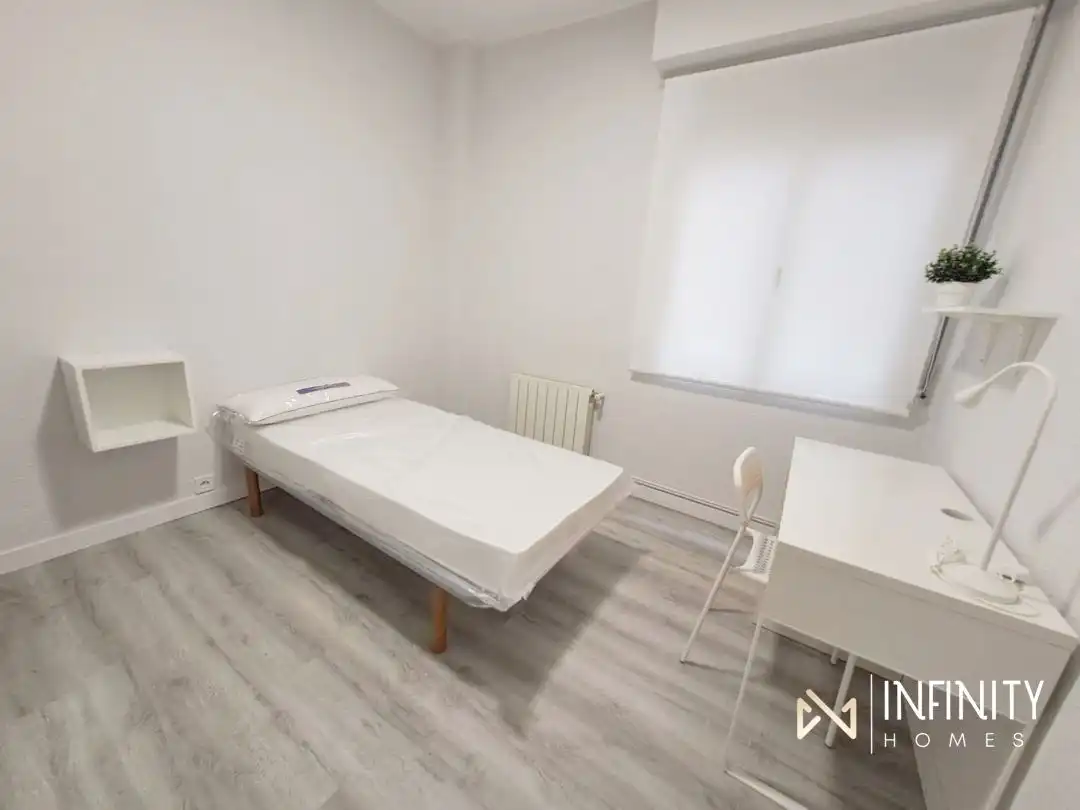 Habitación de Piso de alquiler en Bilbao  con Calefacción