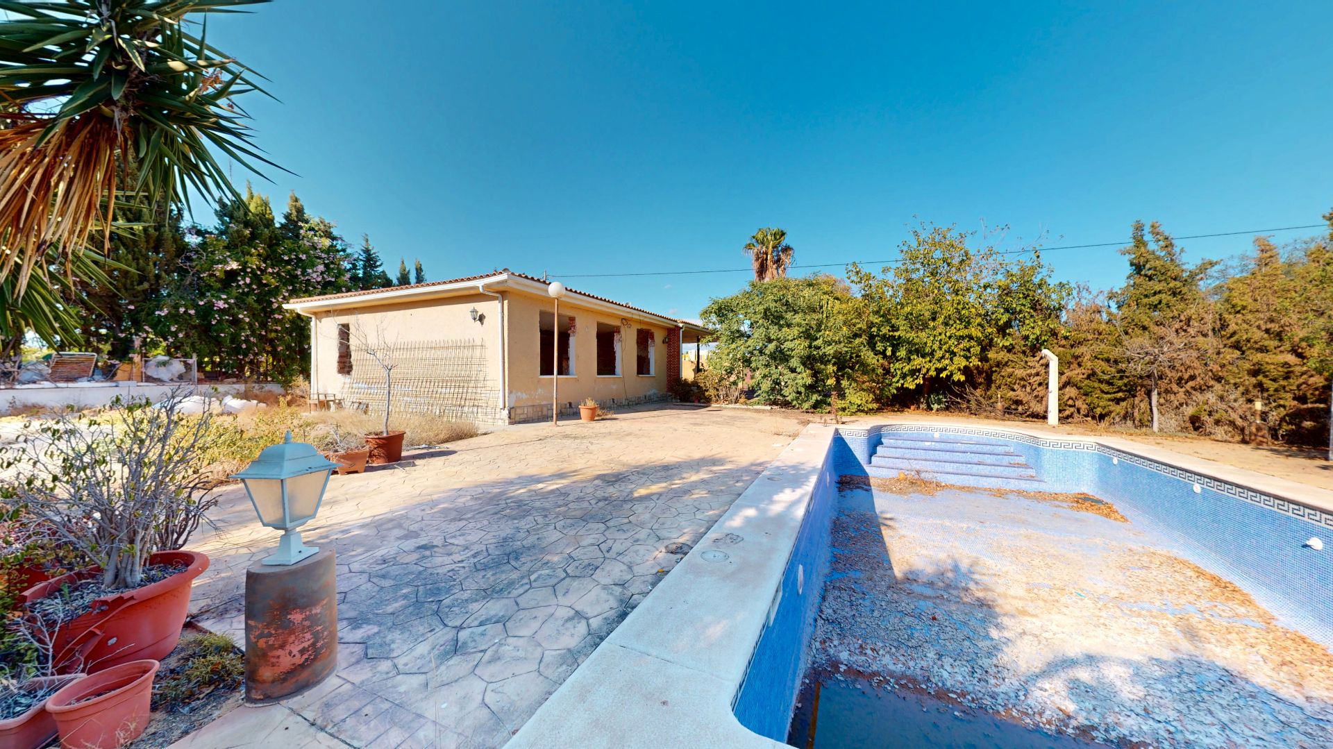 Exterior view of House or chalet for sale in El Campello  with Private garden, Terrace and Storage room