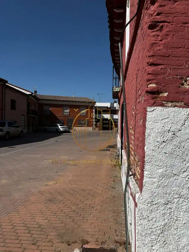 Exterior view of Houses for sale in Alaejos  with Private garden and Balcony