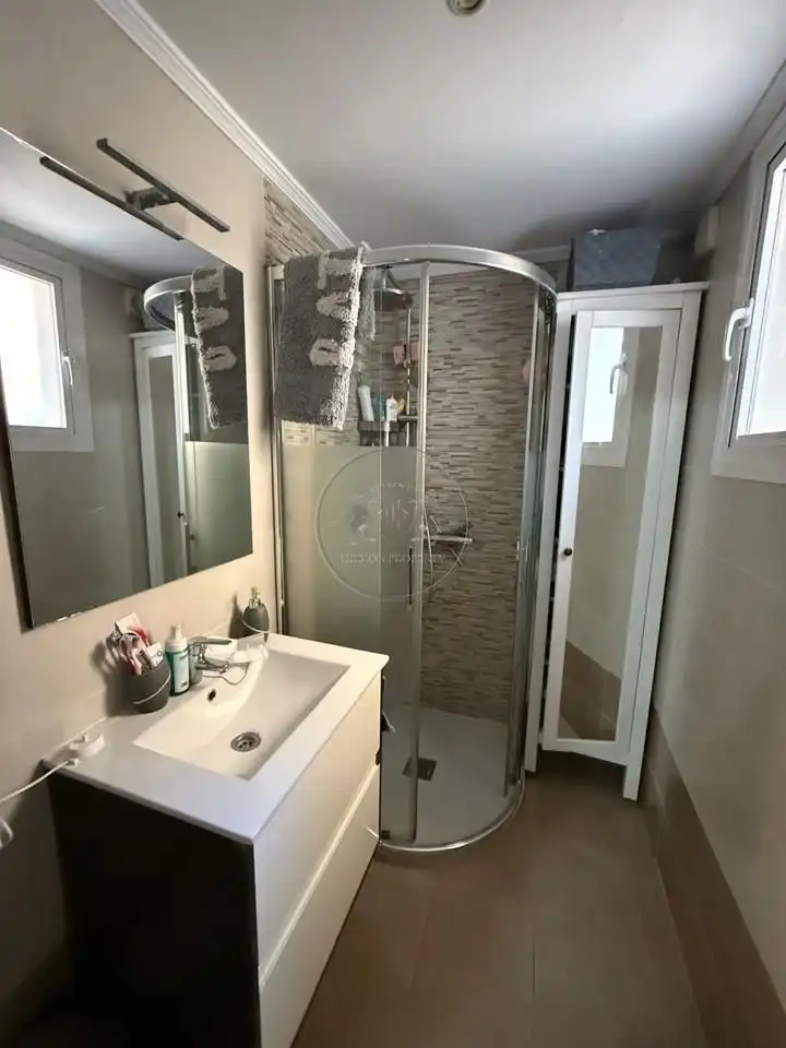 Baño de Planta baja en venta en Madrid con Terraza