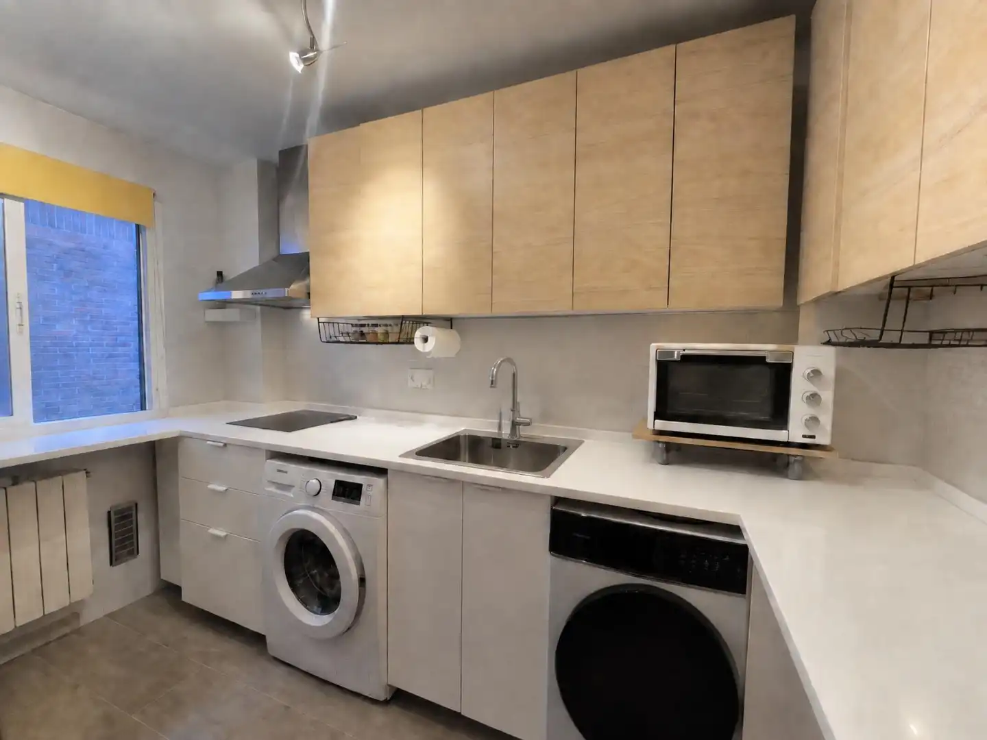 Cocina de Piso en venta en Los Pinos - El Pilar