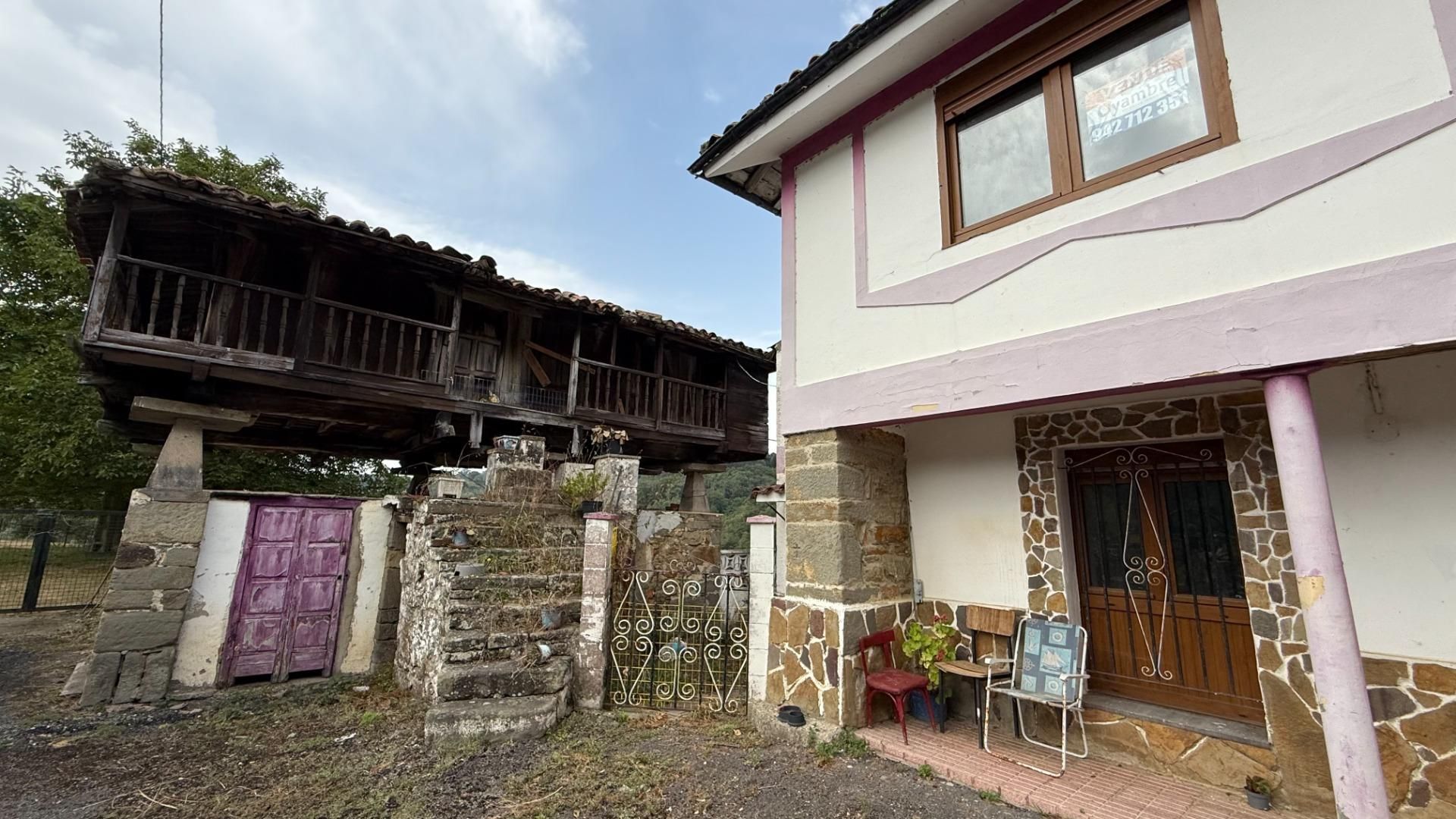 Vista exterior de Casa o xalet en venda en Siero