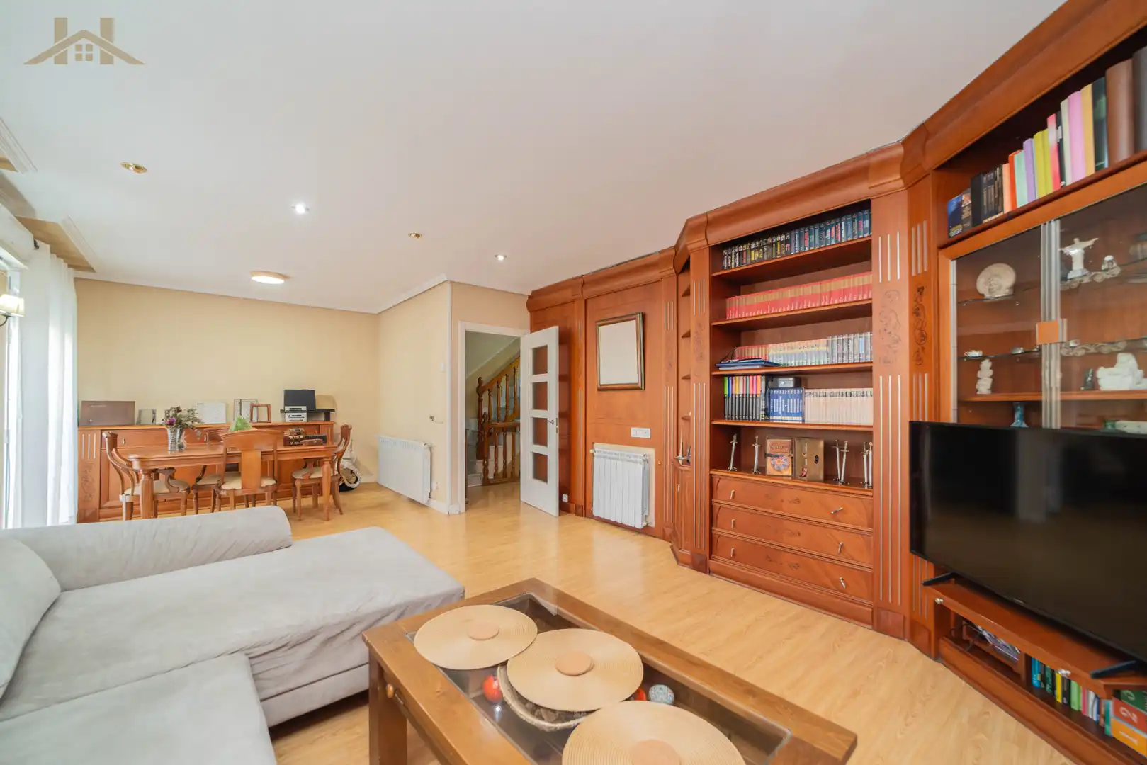 Living room of Duplexes for sale in Pinto  with Air Conditioner, Heating and Balcony
