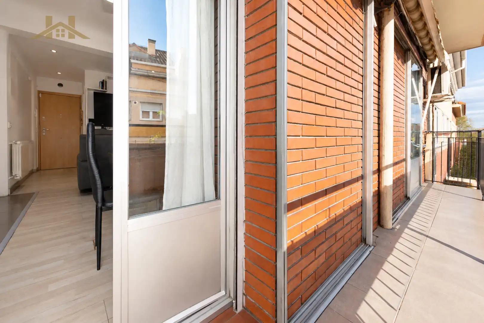 Flat with terrace for sale in Avenida de la Libertad 35, imagen 2