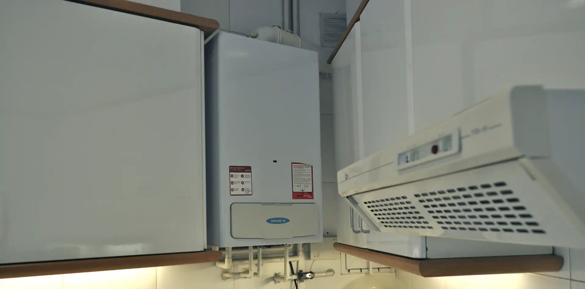 Cocina de Apartamento en venta en Valencia con Aire acondicionado, Calefacción y Horno