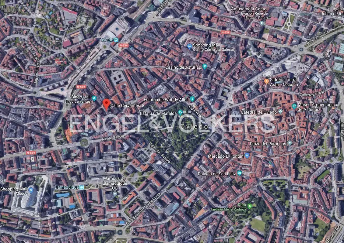 Vista exterior de Àtic en venda en Oviedo  amb Calefacció, Terrassa i Traster