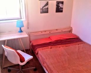 Bedroom of Flat to share in  Madrid Capital  with Air Conditioner and Terrace