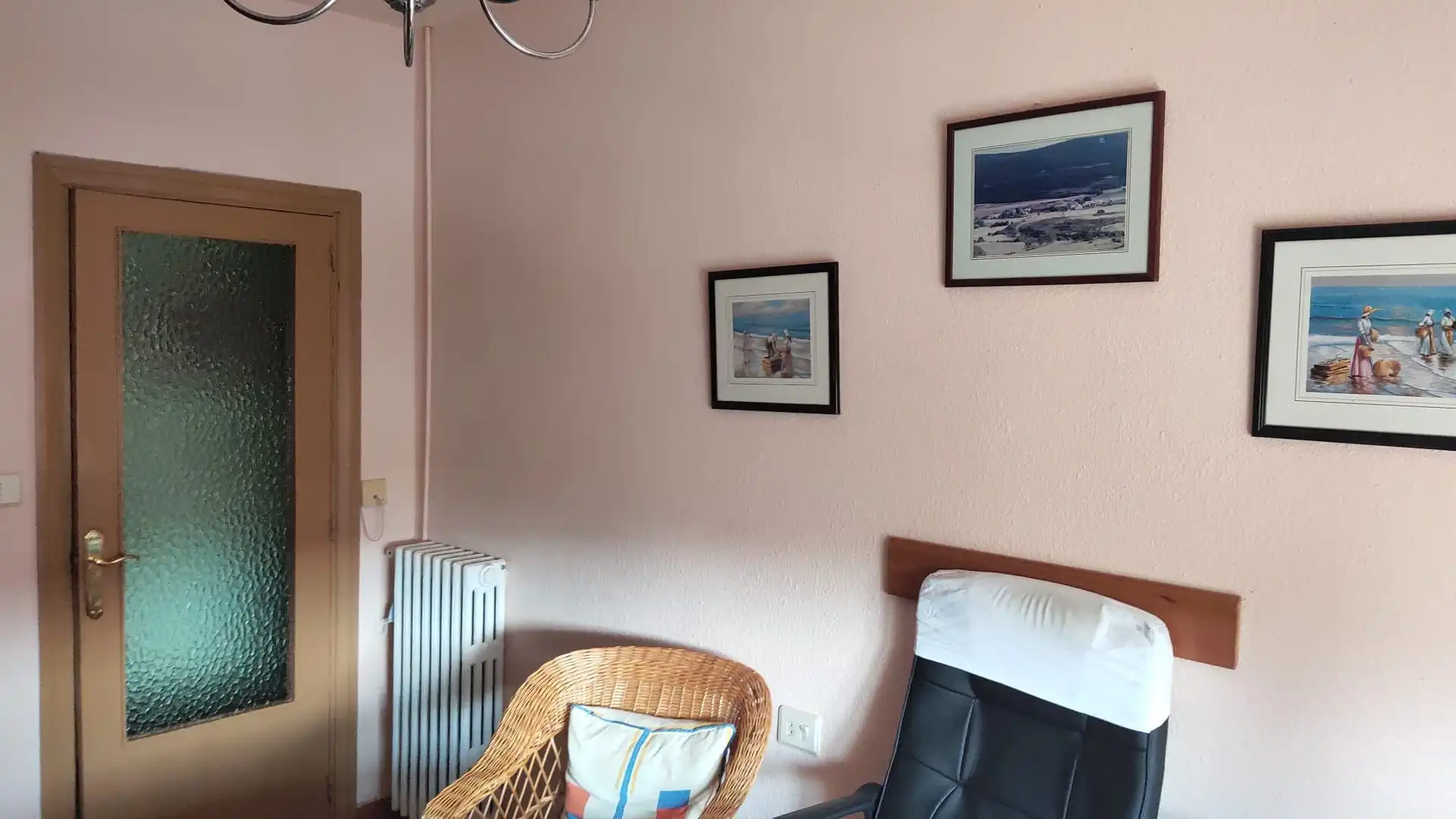 Dormitori de Casa o xalet en venda en Oña amb Jardí privat, Terrassa i Traster