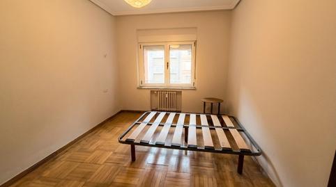 Foto 3 de Piso de alquiler en Calle Foncalada, Salesas - Foncalada - Campoamor, Oviedo