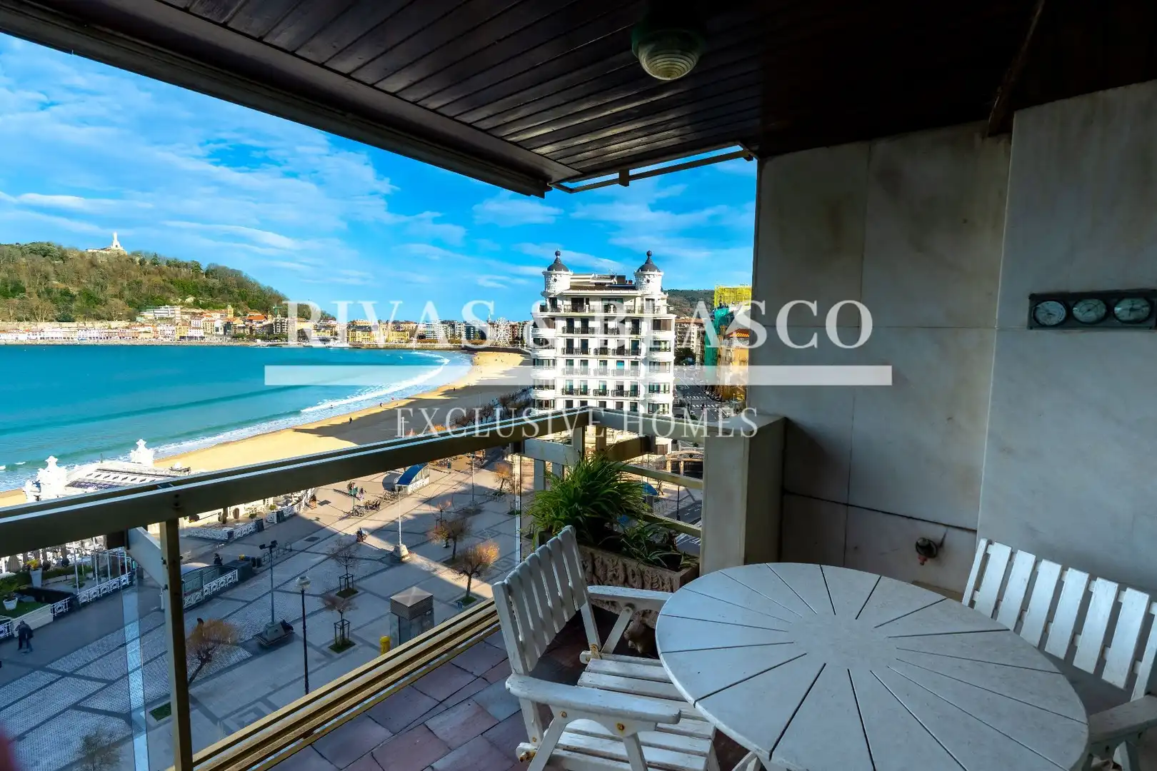 Terrassa de Apartament en venda en Donostia - San Sebastián  amb Calefacció i Traster