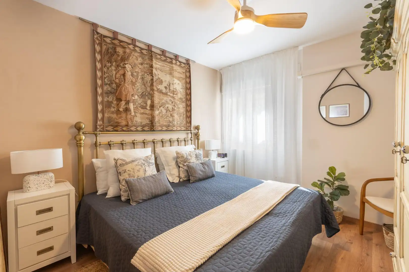 Habitación de Ático en venta en Granada con Aire acondicionado, Calefacción y Terraza