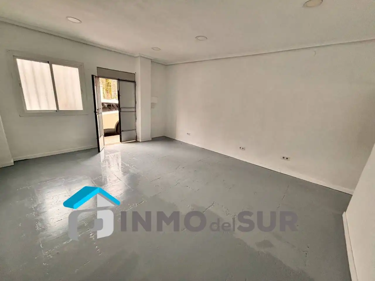 Local comercial en venda a Calle JOSE PEÑA AGUAYO, imagen 2
