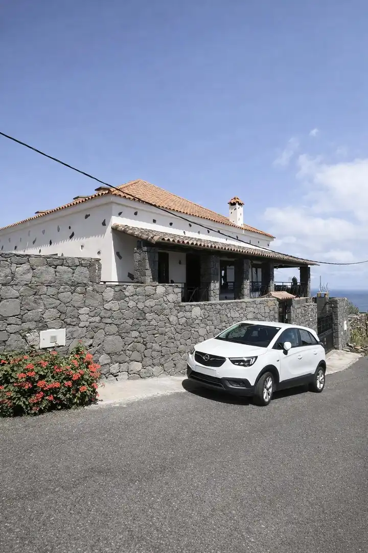 Vista exterior de Casa o chalet en venta en Moya (Las Palmas) con Jardín privado, Terraza y Amueblado
