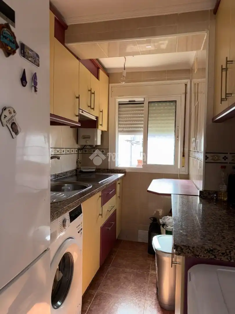 Cuina de Pis en venda en Sevilla amb Aire condicionat
