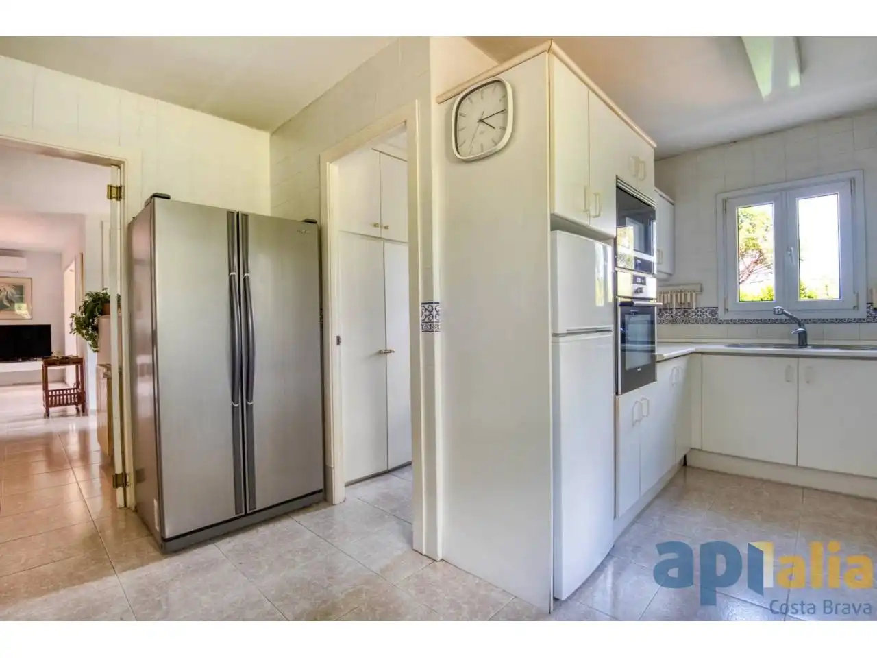 House with pool for sale in Avenida del Canigó, imagen 21