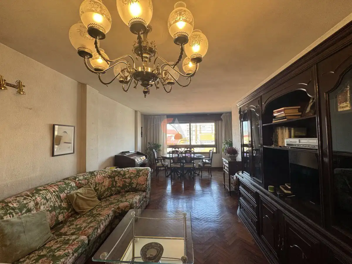 Sala d'estar de Pis en venda en Valladolid amb Aire condicionat, Calefacció i Terrassa